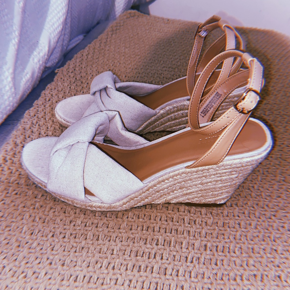 Old navy wedges!